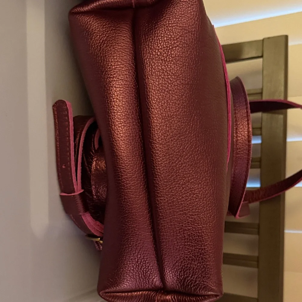 Portland Leather Goods - Full Size Cross Body zipper - ultraviolet - Picture 7 of 10